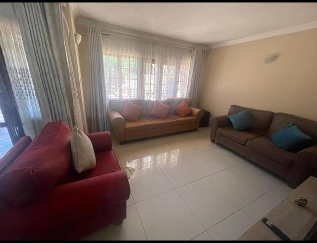 3 BEDROOM DUPLEX FOR SALE IN GLEN HILLS